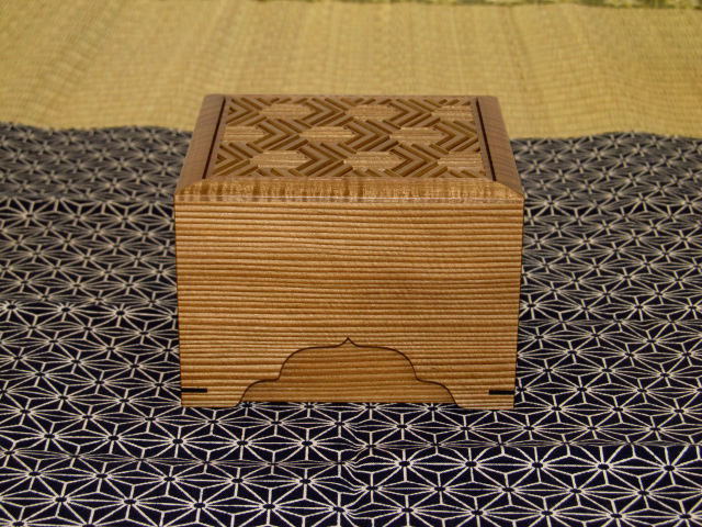 大橋利一作神代杉木画細工駒箱(KH125) トウシン盤駒店 囲碁 将棋