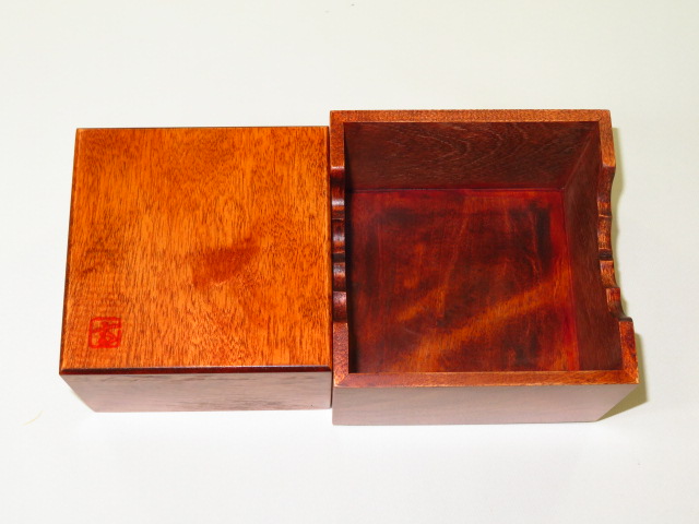 高橋徹男作/水目桜四隅落将棋駒箱 新品/紙箱付(KH228) トウシン盤駒店 