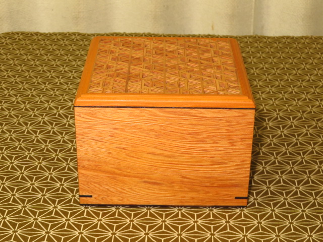 大橋利一作屋久杉鶉杢組子浮造仕上将棋駒箱/新品 共箱付(KH312