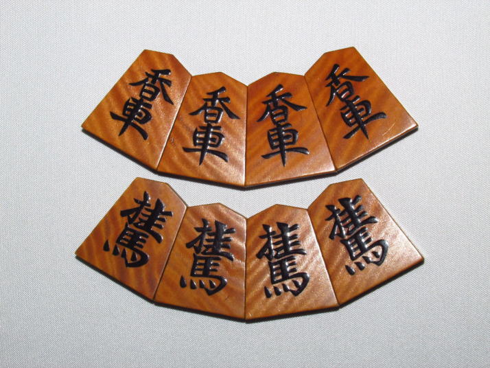 初代天一作島黄楊虎杢盛上将棋駒 使用品(K426) トウシン盤駒店 囲碁 将棋