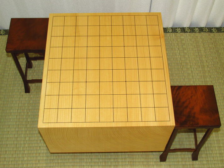 熊須碁盤店宮崎県伝統工芸士熊須健一作/九州産本榧柾目六寸五分将棋盤 