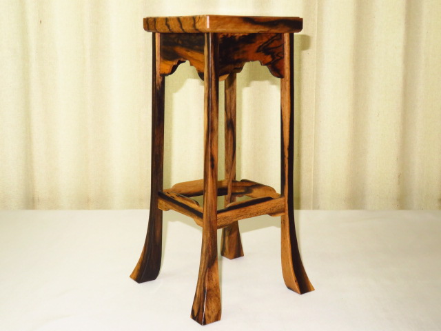 在銘/吉田宏介作黒柿摺漆仕上矢倉駒台（約29.2cm）/新品/桐共箱付 
